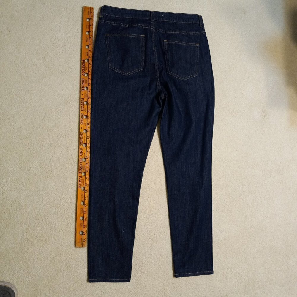 - A New Day Jeans women’s size 8 - Picture 2 of 3
